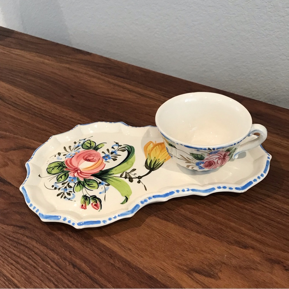 🔻🔻🔻sale Vintage Italian tea cup and snack tray